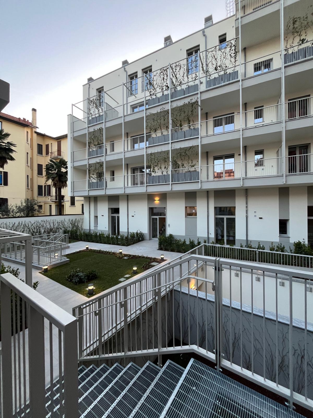 3a967306-2f09-41d9-84c7-c8003a547875